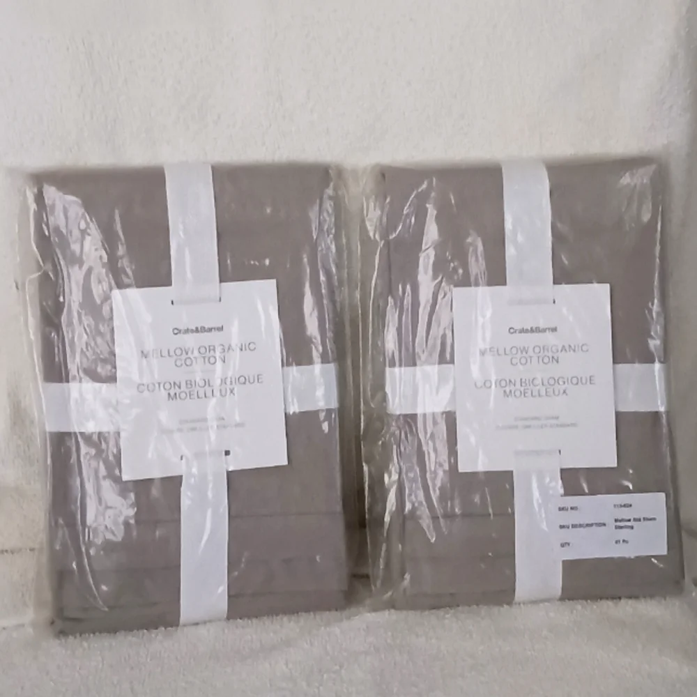 Crate&Barrel Mellow Organic Cotton Standard Sham Set